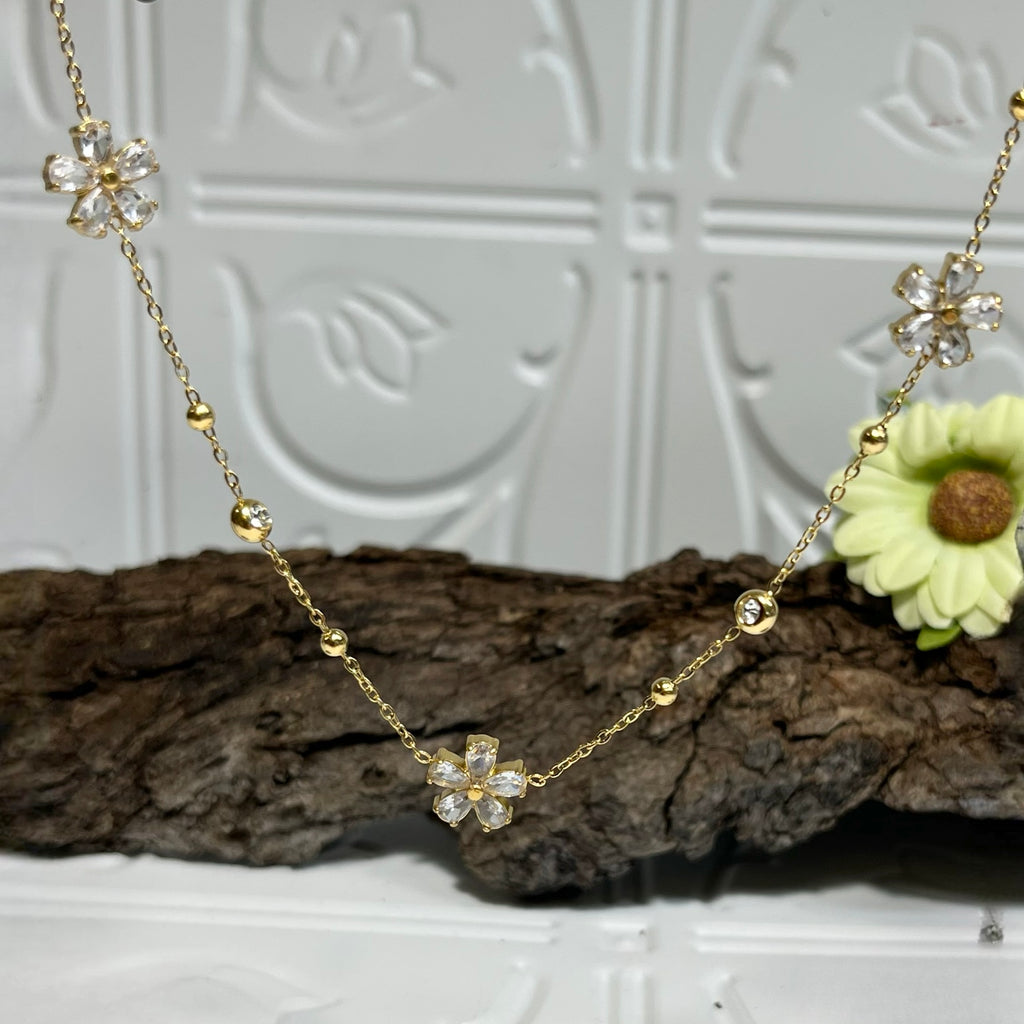 Gold Flower & Clear Pretty Stone Necklace.