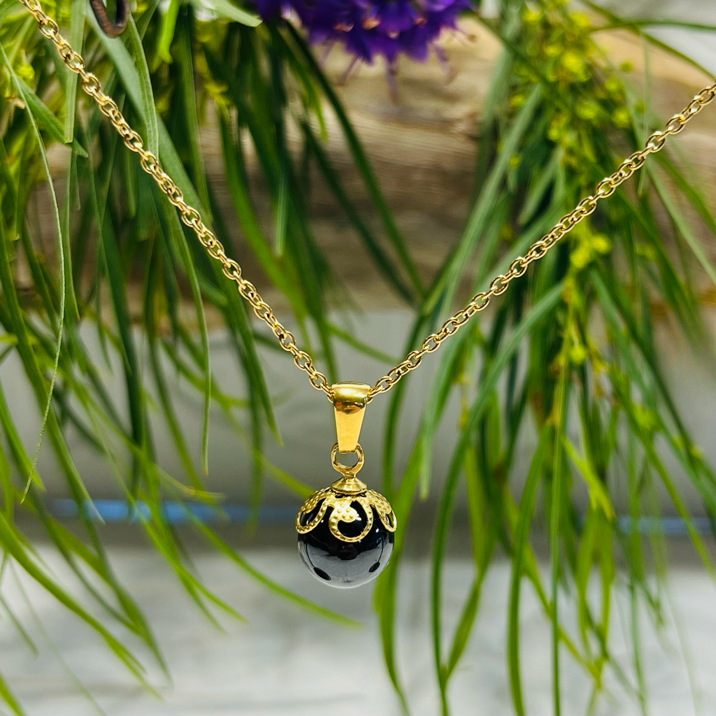Gold Black Pearl Look Necklace