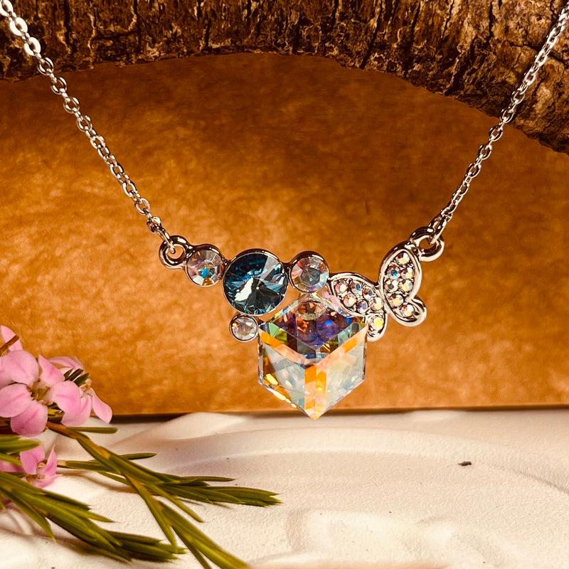 Silver Swarovski Crystal Feature Necklace