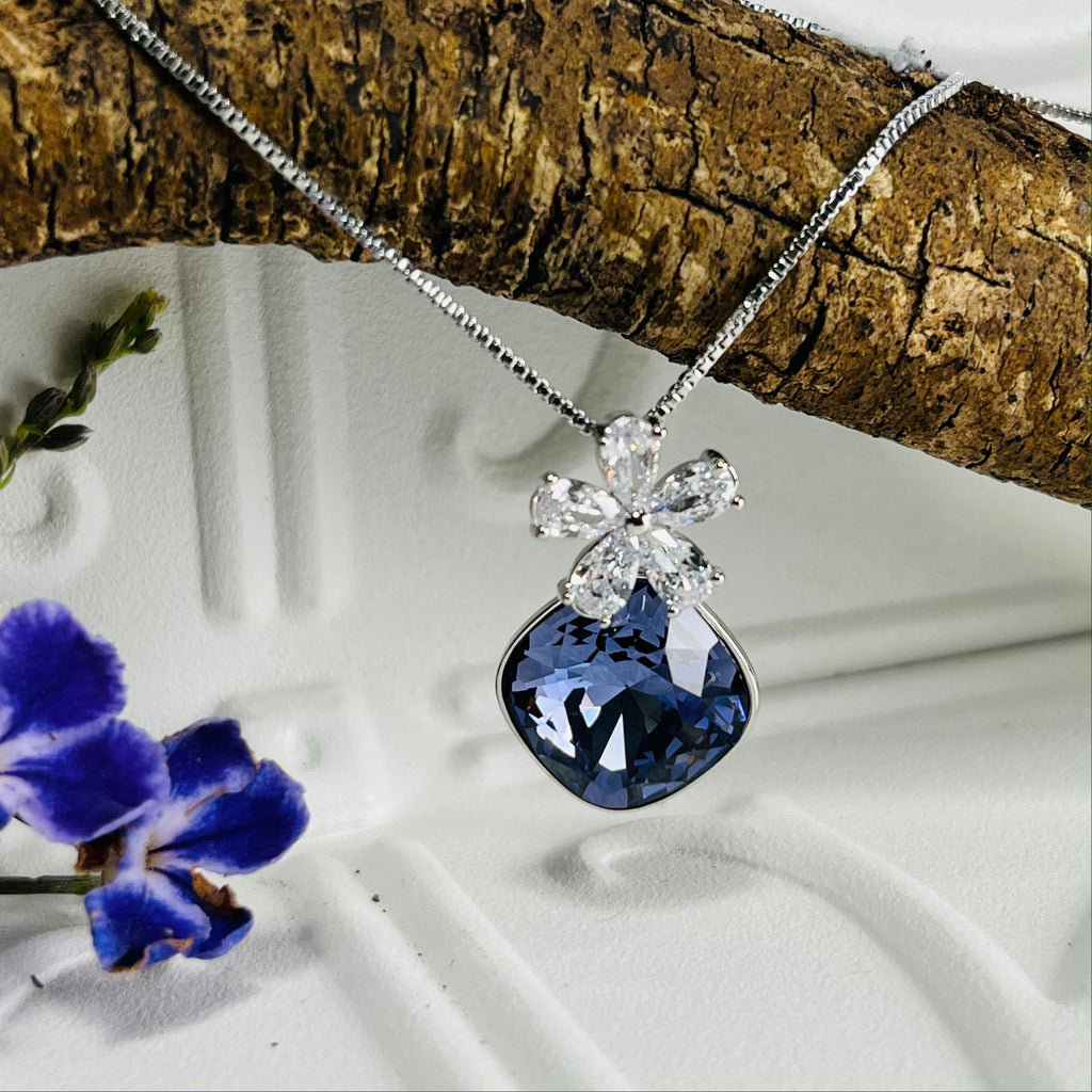 Abalone Flower Necklace – YUMI JEWELRY + PLANTS