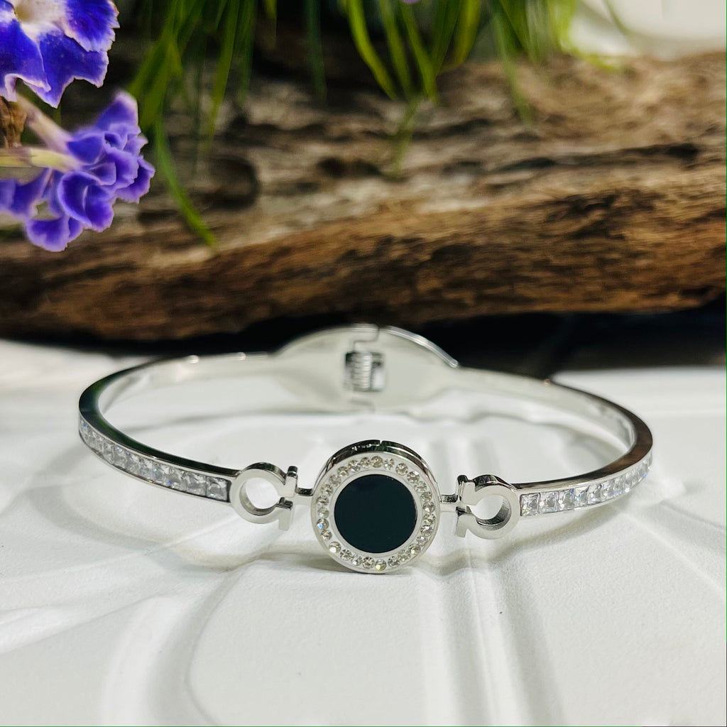 Silver & Black Circle Bracelet