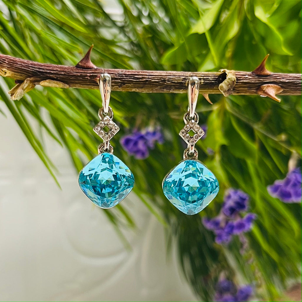 Platinum Plated Aquamarine Cubic Zirconia Pendant & Earring Set