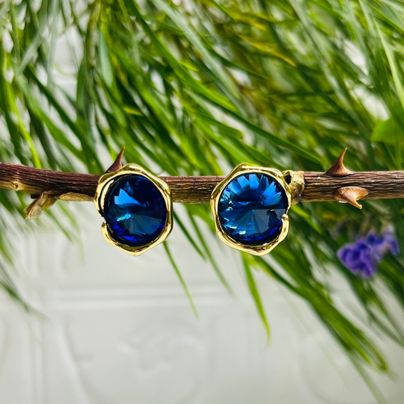 Gold & Brilliant Royal Blue Earring & Necklace Set